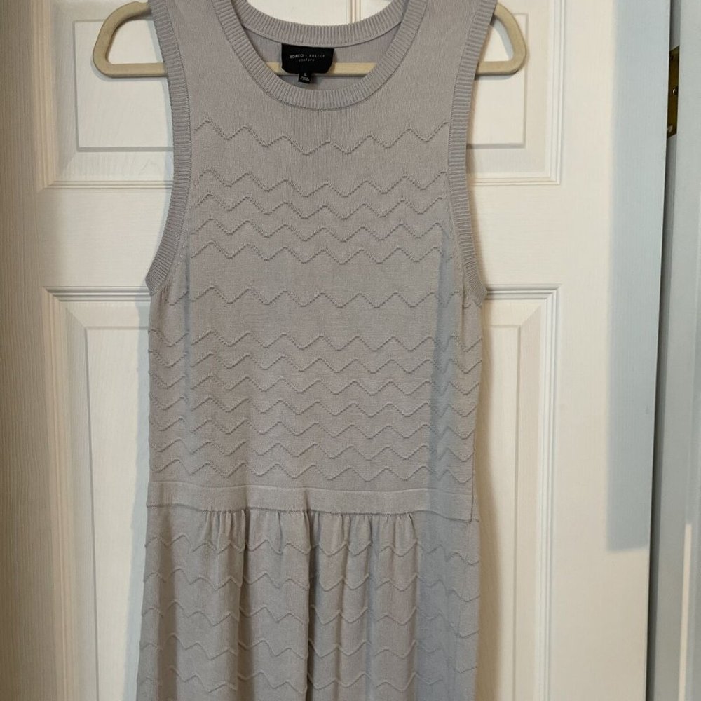 Romeo + Juliet Dress Size L Grey Sweater Tank